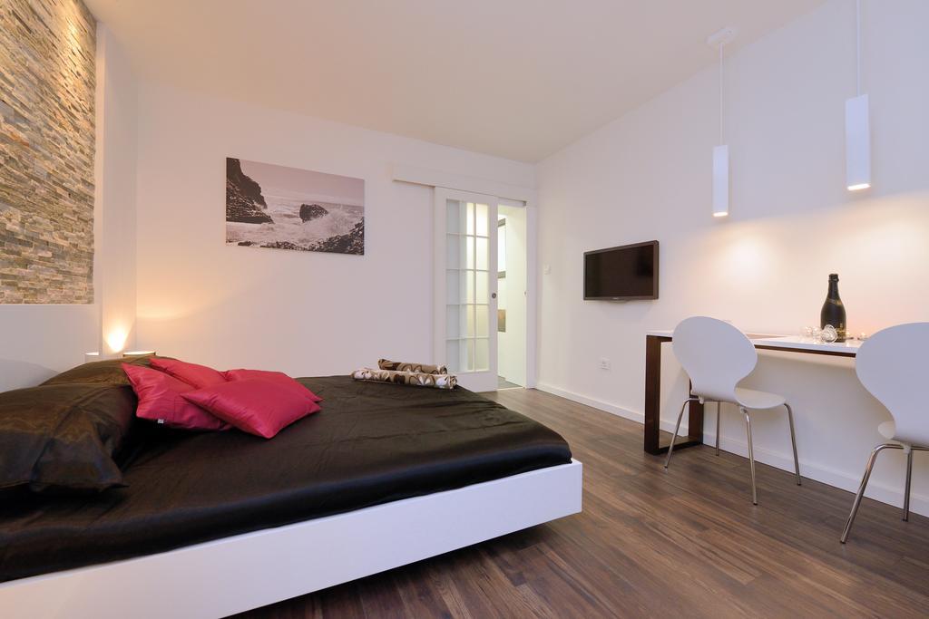 Guest House D&G -I Apartment & Room Zadar Værelse billede
