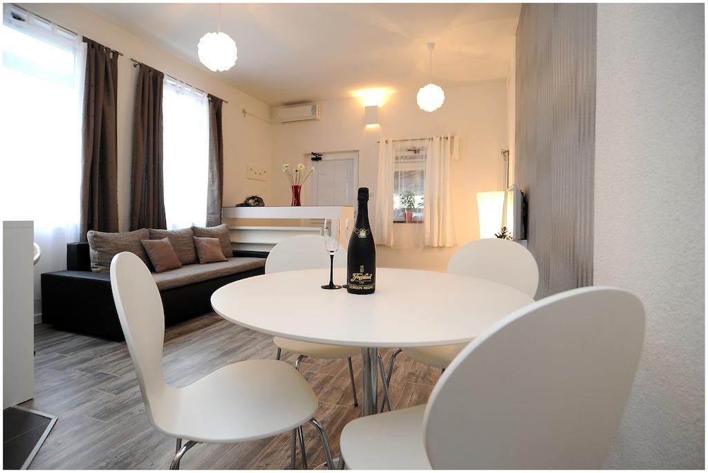 Guest House D&G -I Apartment & Room Zadar Værelse billede